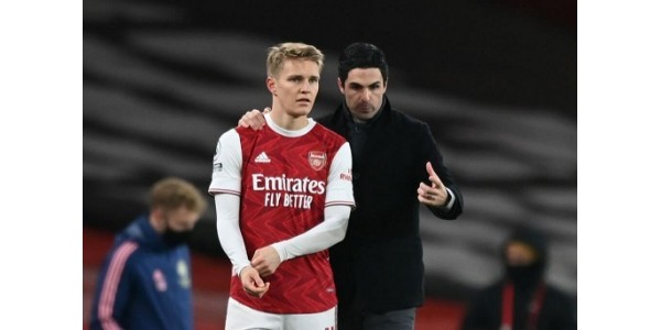 Denne sesongen har Arsenal investert mye penger for å rekruttere nye spillere til å bli med
